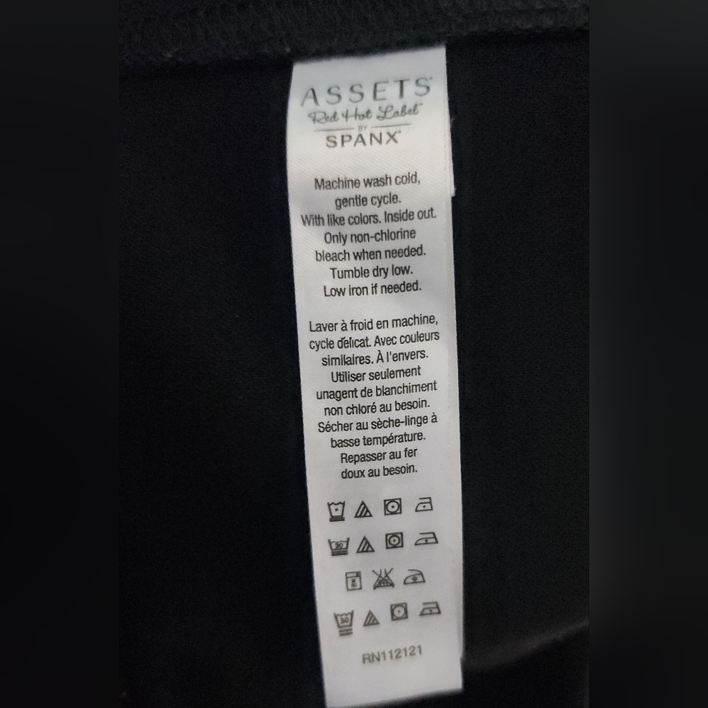 🪻SPANX Black High-Waisted Shapewear Leggings🪻size S - Picture 3 of 4